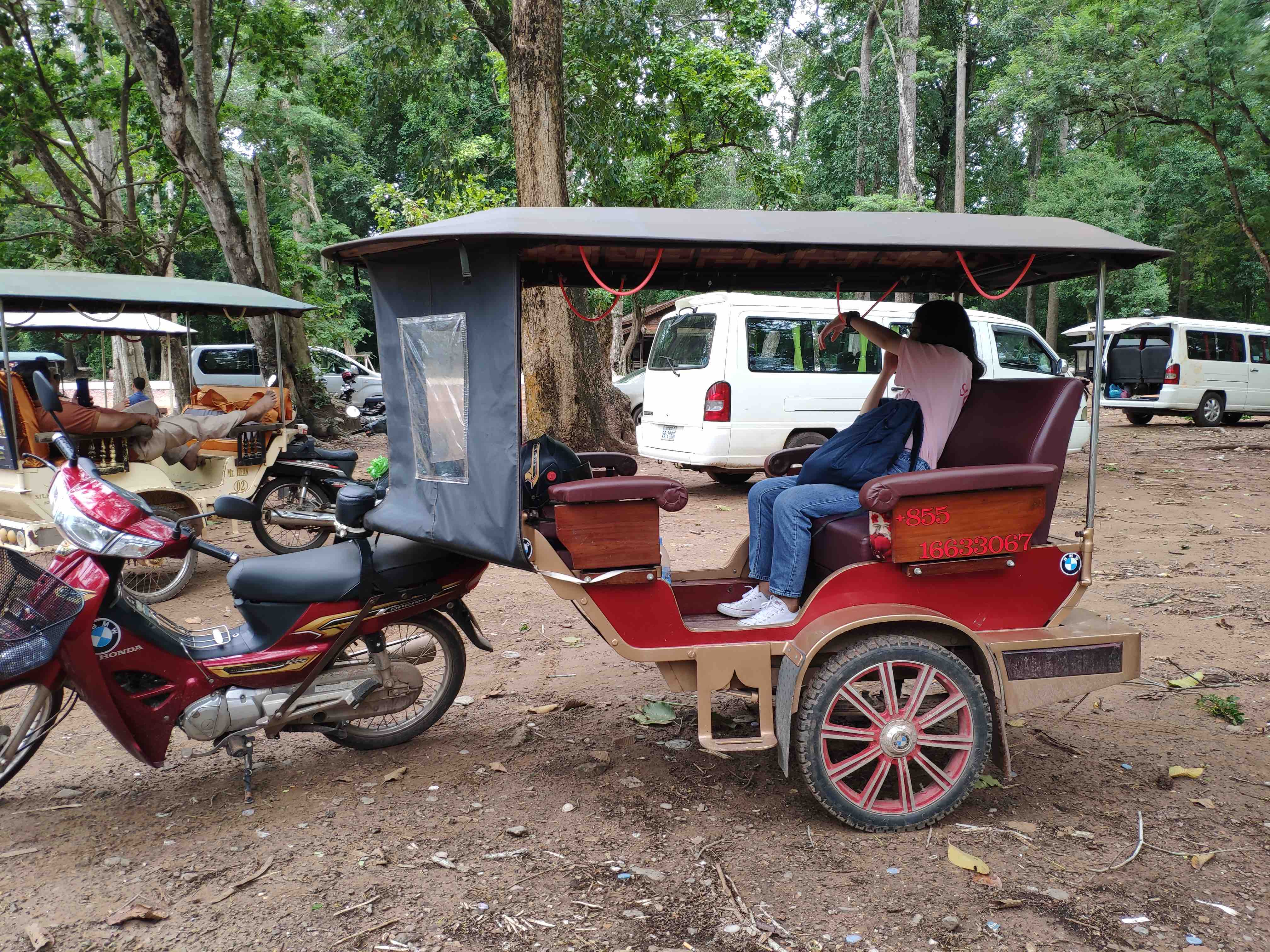 Figure 5 | WOW! Tuk-tuk in Siem Reap. The driver was a very friendly local. If you plan to visit Angkor Wat in Siem Reap, it will take you at least three days. Also you can contact this number, hahahaha, English is ok